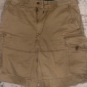 Men’s khaki cargo polo Ralph Lauren shorts size 33